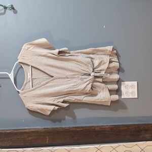 Maurice's medium beige short sleeve shirt